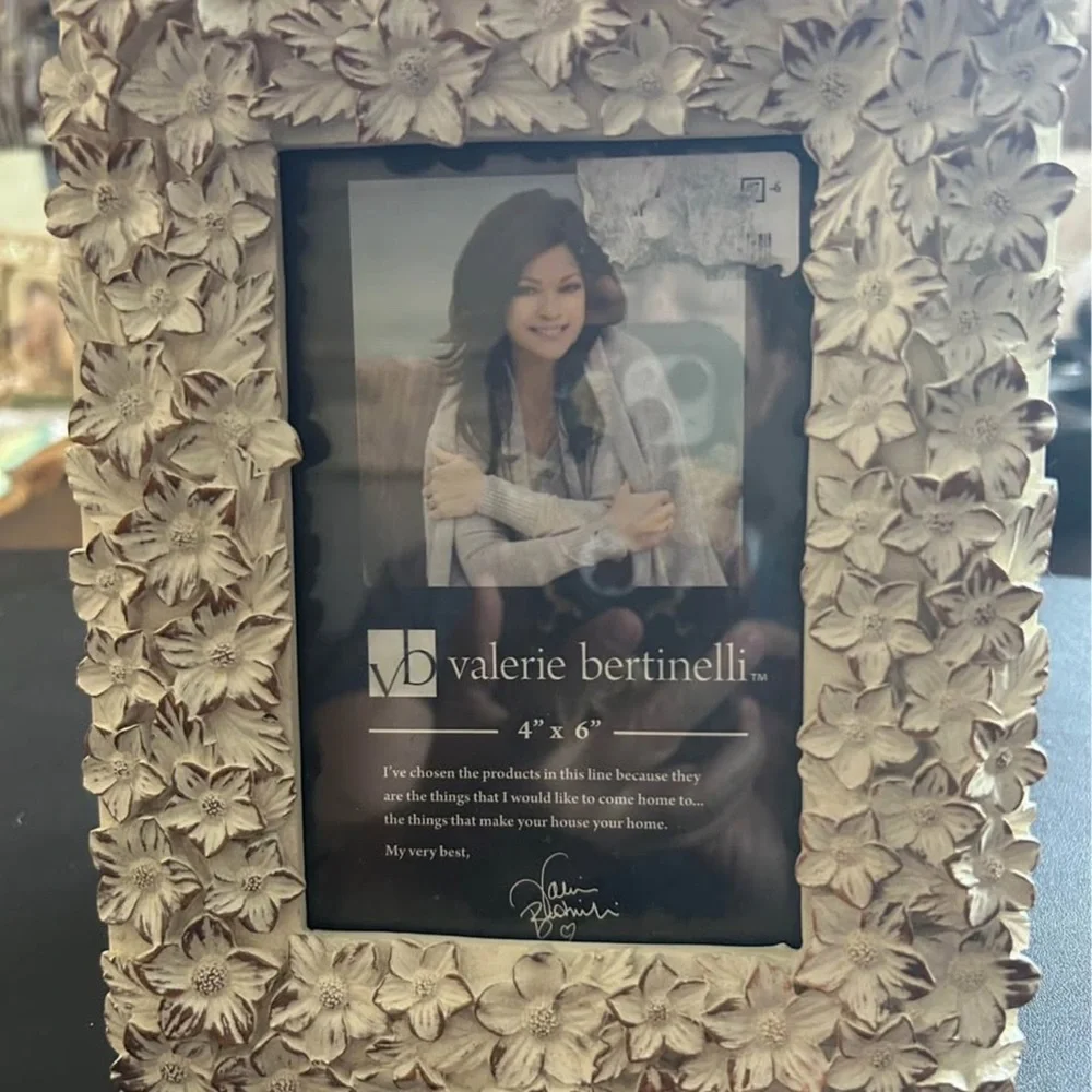 Valerie Bertinelli Textured Floral Frame - Cream - Picture 1 of 2